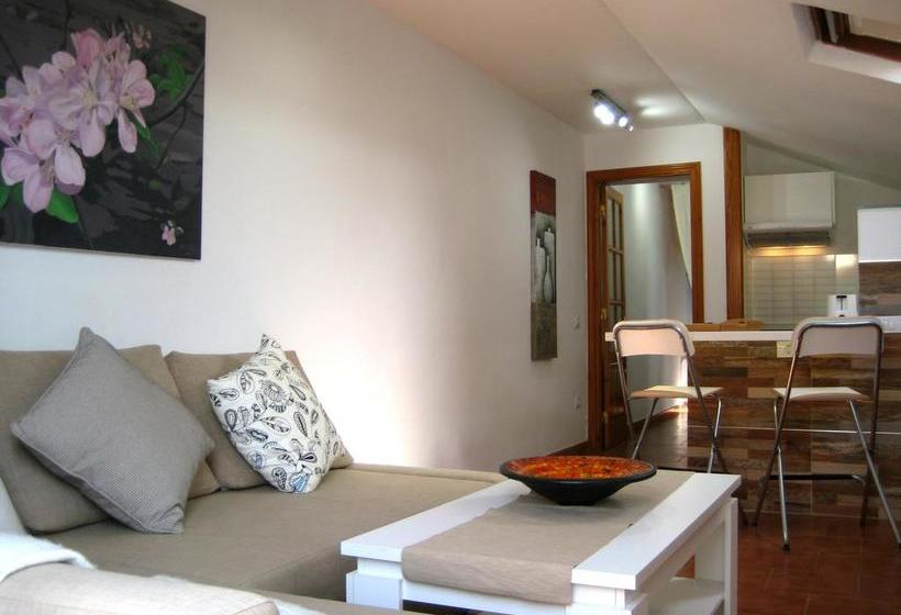 Apartamentos Lacy - Adults Only