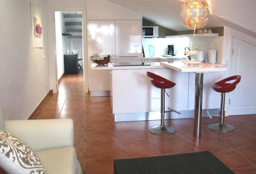 Apartamentos Lacy - Adults Only