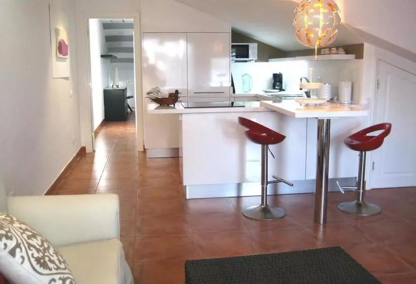 Apartamentos Lacy - Adults Only