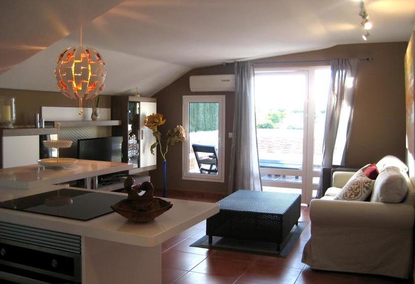 Apartamentos Lacy - Adults Only