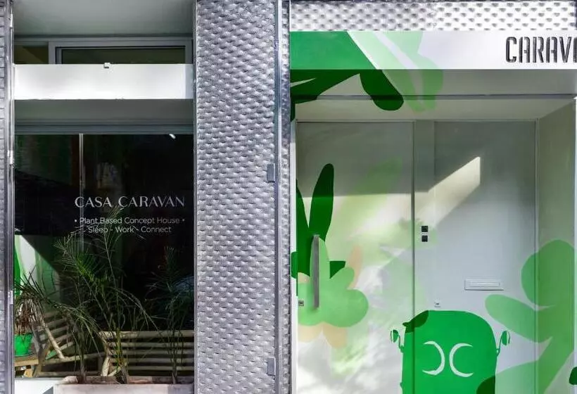 مسافرخانه Casa Caravan   Plant Based Concept House