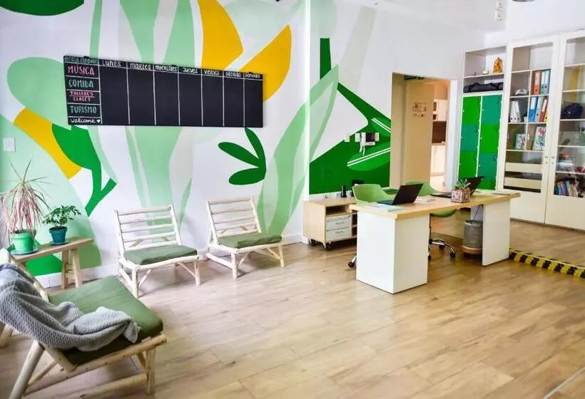 مسافرخانه Casa Caravan   Plant Based Concept House