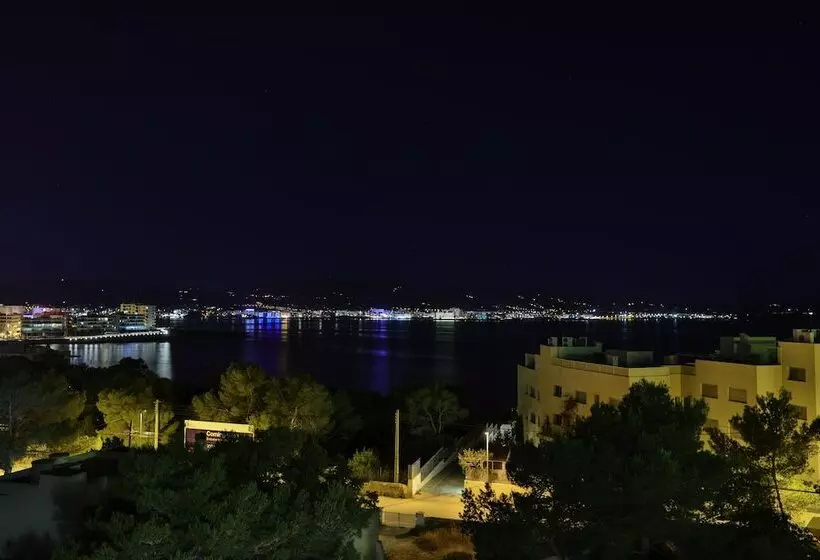 ホテル Cubanito Ibiza