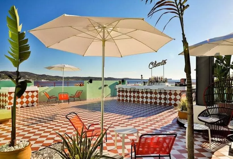 ホテル Cubanito Ibiza