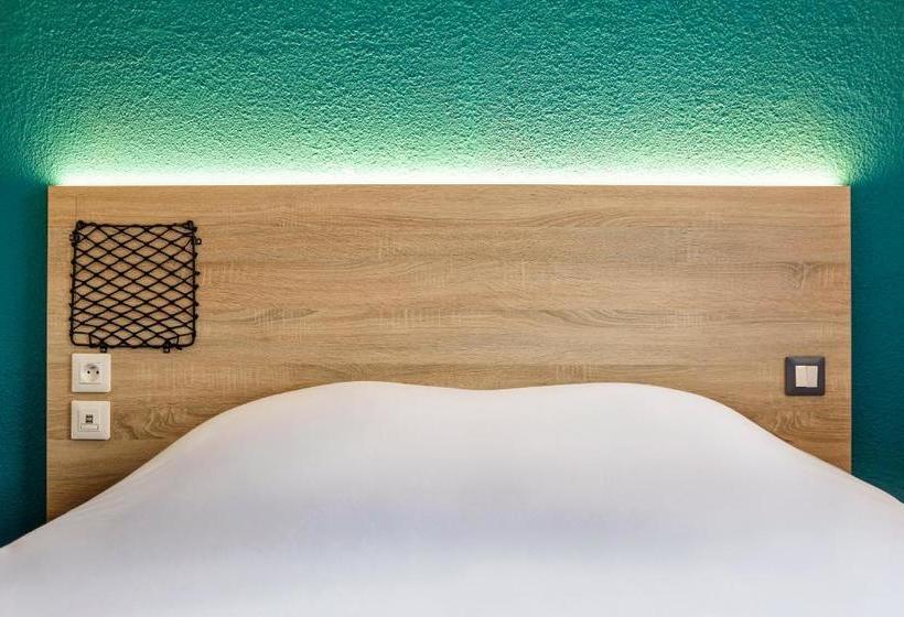 בית מלון כפרי F1 Saint Etienne