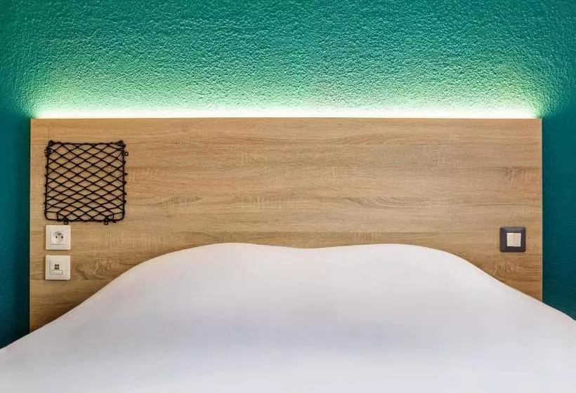 ホテル F1 Saint Etienne