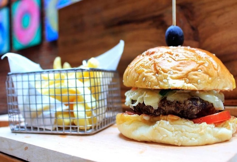 Fame Hotel Gading Serpong