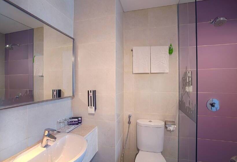 Fame Hotel Gading Serpong