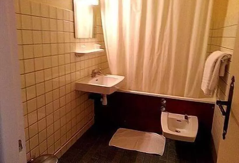 ホテル Hôtel De La Place