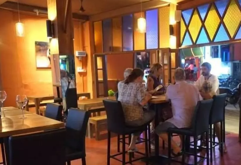 ホテル Prego Suites