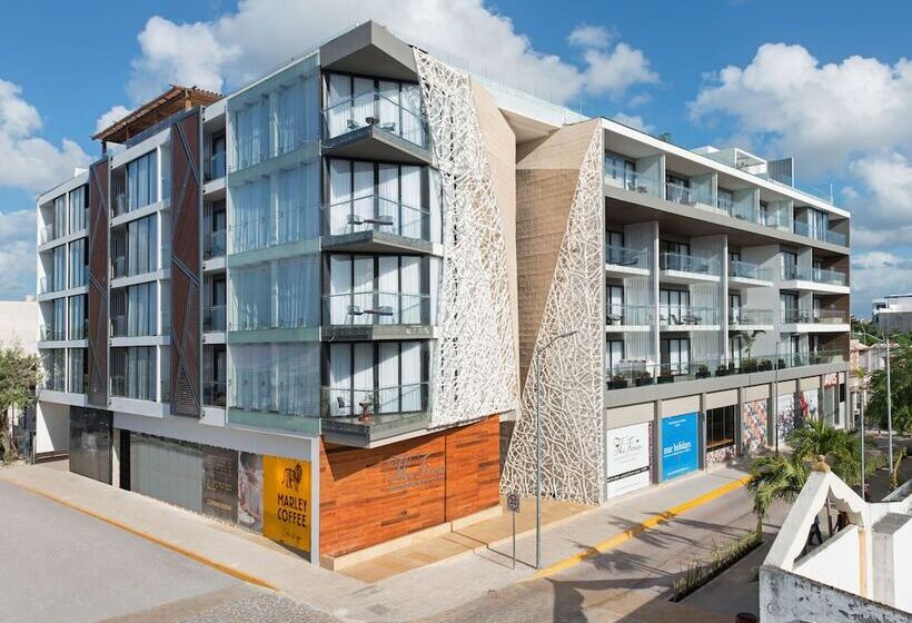 The Fives Downtown Hotel & Residences, Curio Collection by Hilton