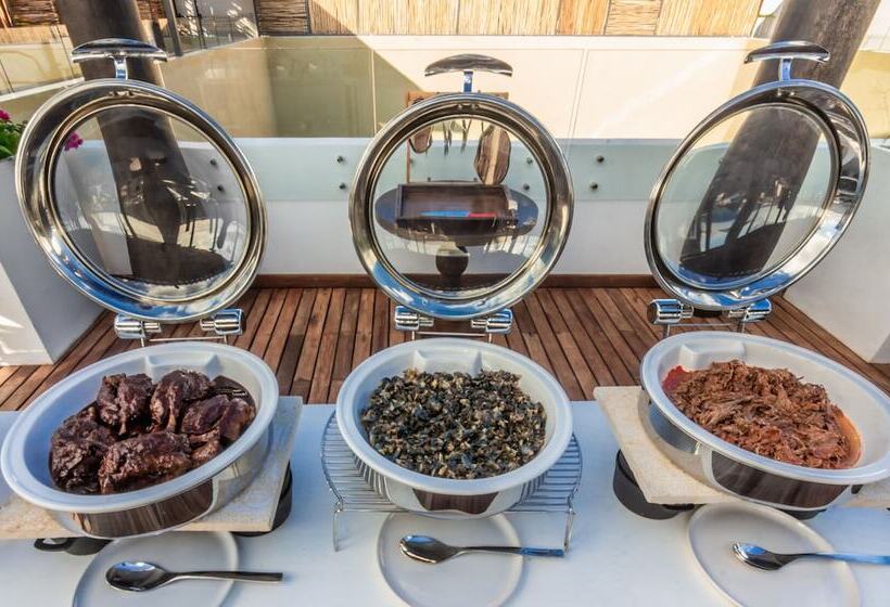 The Fives Downtown Hotel & Residences, Curio Collection by Hilton