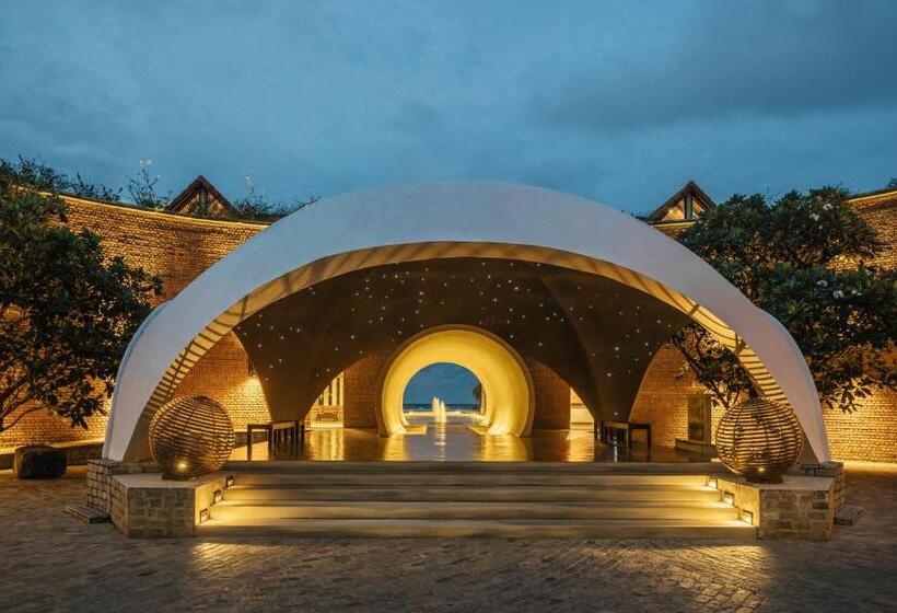 リゾートホテル Uga Bay   Pasikuda