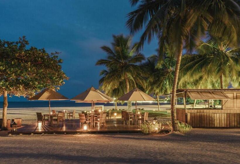 リゾートホテル Uga Bay   Pasikuda