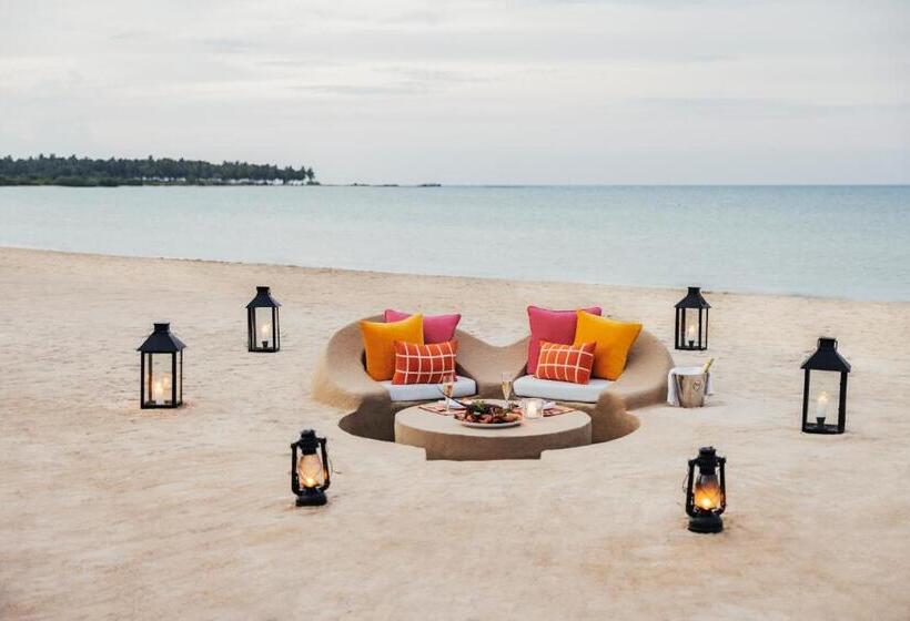 リゾートホテル Uga Bay   Pasikuda