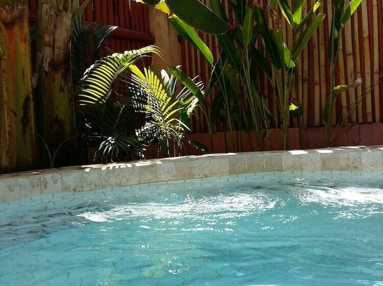 Santan Gili Cottages