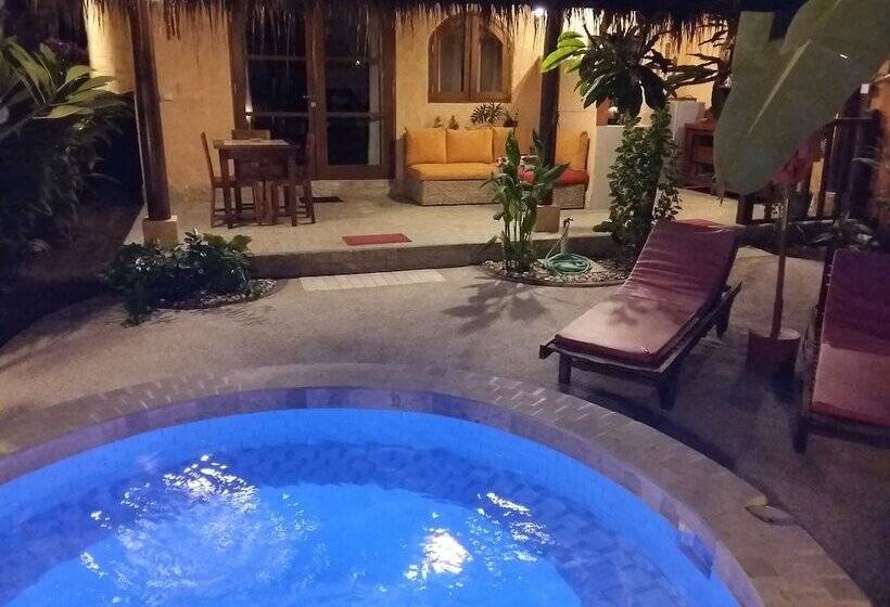 Santan Gili Cottages