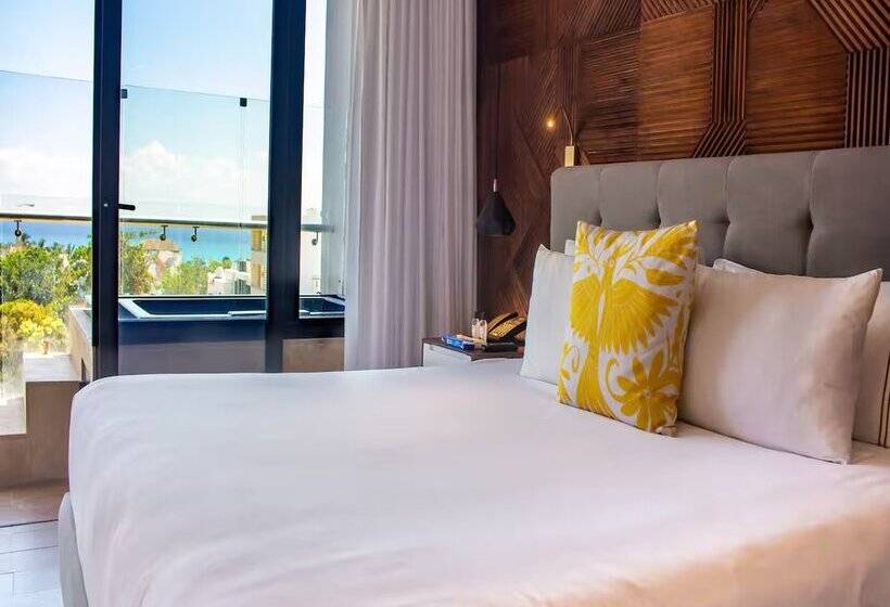 The Fives Downtown Hotel & Residences, Curio Collection by Hilton