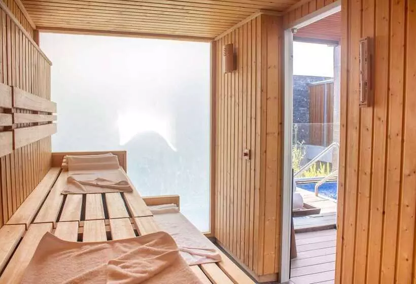 The Fives Downtown Hotel & Residences, Curio Collection by Hilton