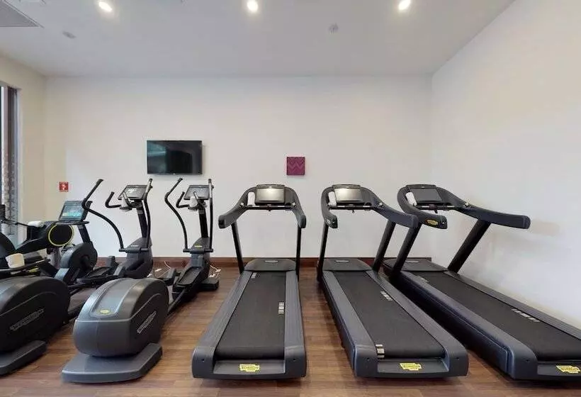 The Fives Downtown Hotel & Residences, Curio Collection by Hilton