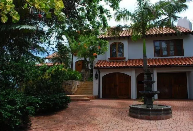 تختخواب و صبحانه Dos Bahias