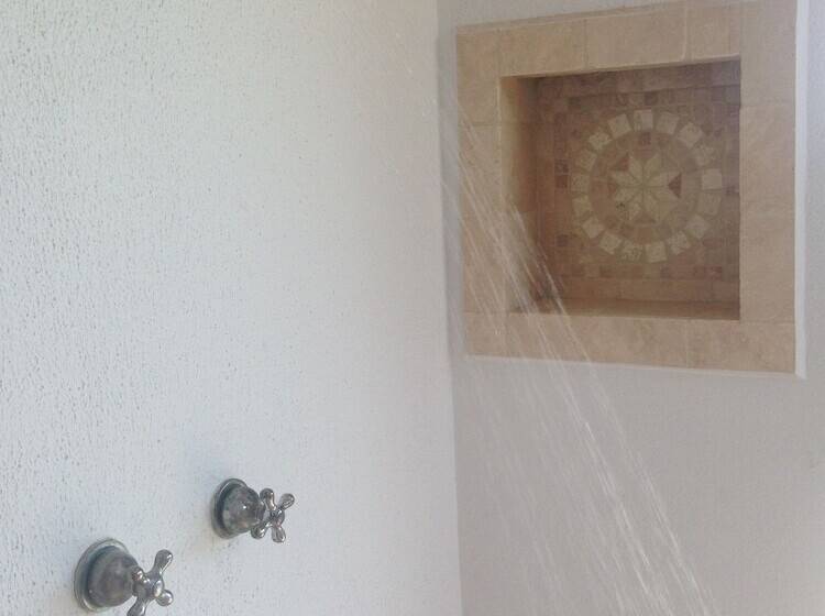 تختخواب و صبحانه Dos Bahias