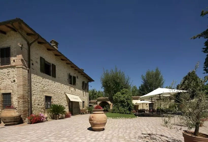 ホテル Il Colombaio Winery & Rooms