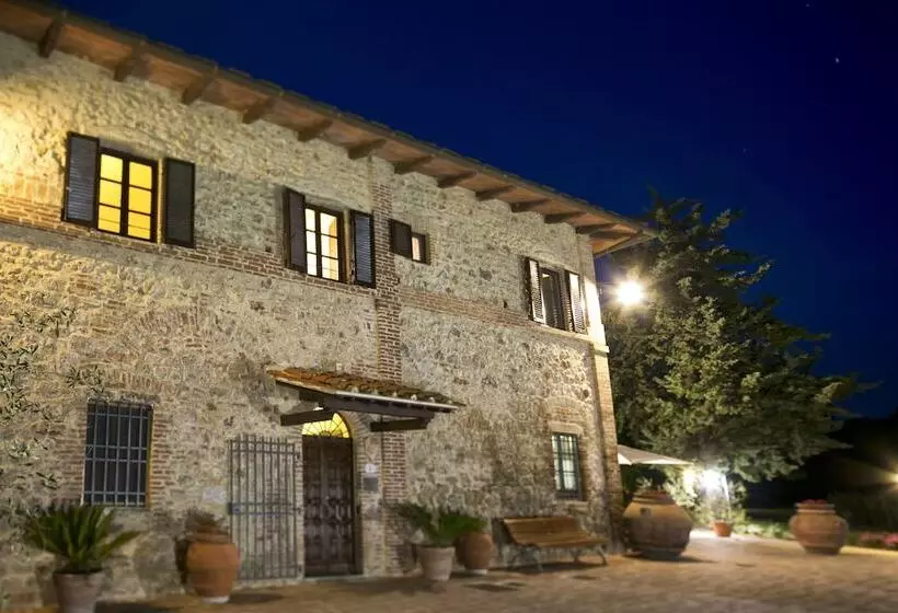 ホテル Il Colombaio Winery & Rooms