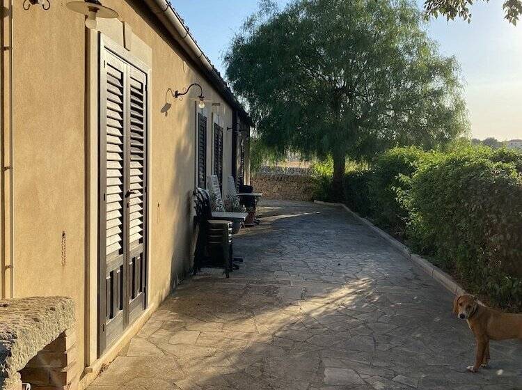 בית מלון כפרי Agriturismo Il Melograno