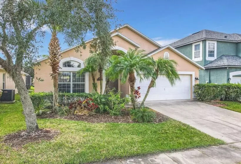 ホテル Cristine S Seasons Vacation Home