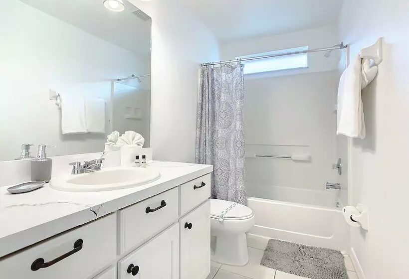 ホテル Cristine S Seasons Vacation Home