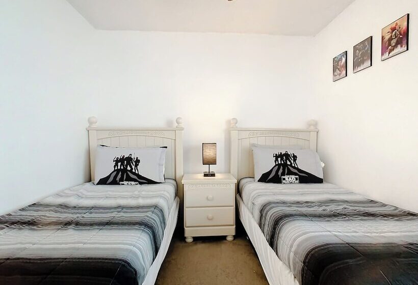 호텔 Cristine S Seasons Vacation Home