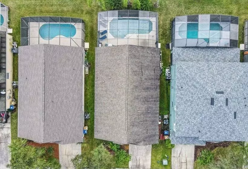 ホテル Cristine S Seasons Vacation Home