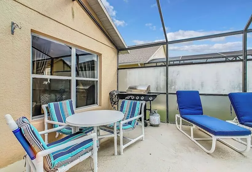 ホテル Cristine S Seasons Vacation Home