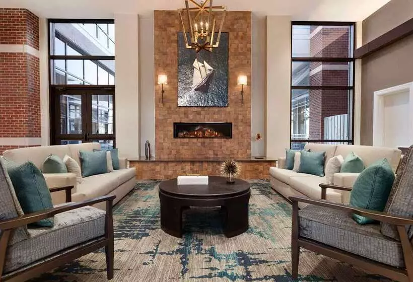 ホテル Embassy Suites By Hilton Wilmington Riverfront