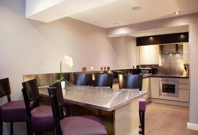 هتل Epic Apart Campbell Street