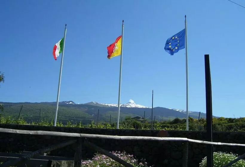Hotelli Etna Wine Agriturismo