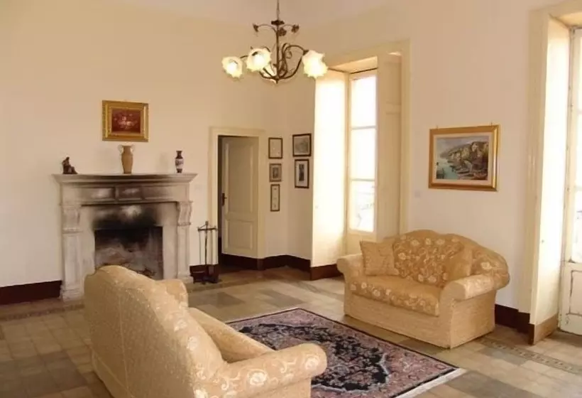 Hotelli Etna Wine Agriturismo