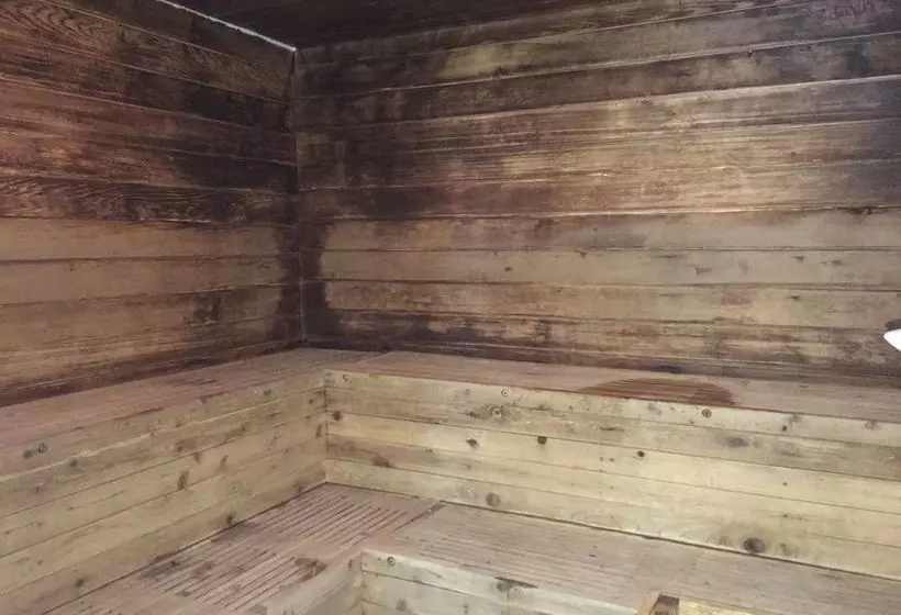 Hotelli Grand Northern Inn