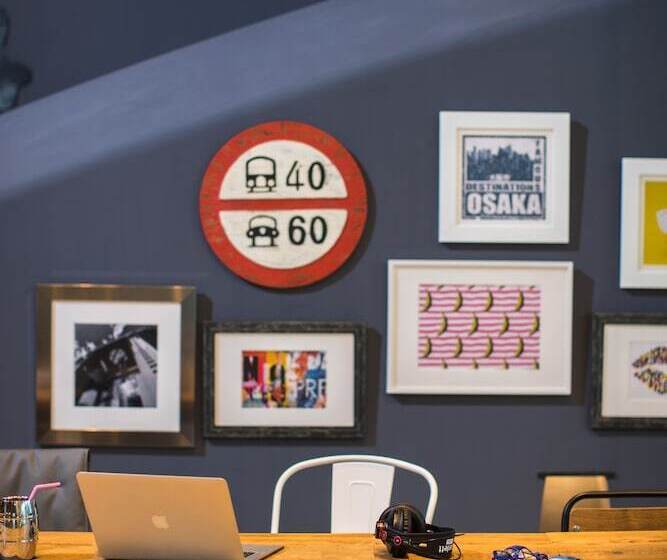 호텔 Moxy Osaka Honmachi By Marriott