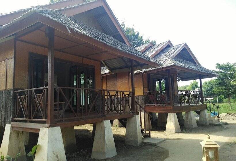 בית מלון כפרי Pai Park Cottage
