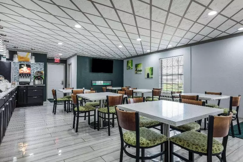 Hotelli Quality Inn Forrest City I40