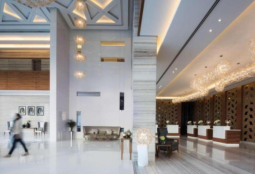 Radisson Blu Hotel, Dubai Waterfront