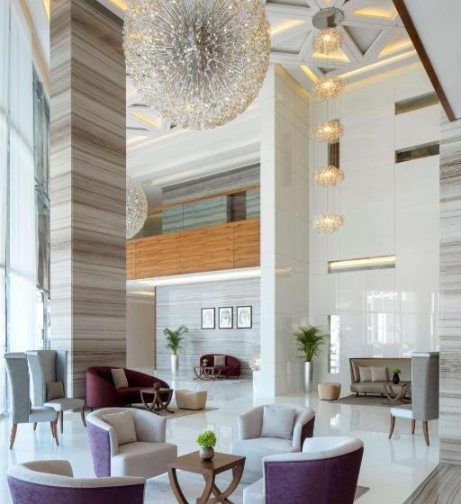 Radisson Blu Hotel, Dubai Waterfront