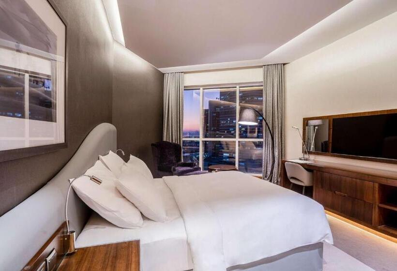 Radisson Blu Hotel, Dubai Waterfront