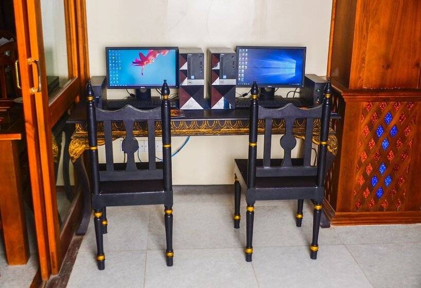 Thousand Island Hotel Inle