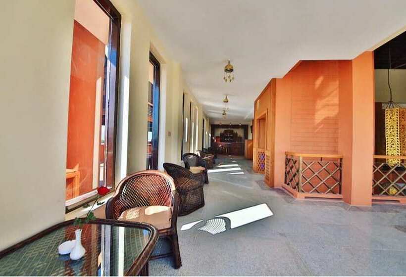 Thousand Island Hotel Inle