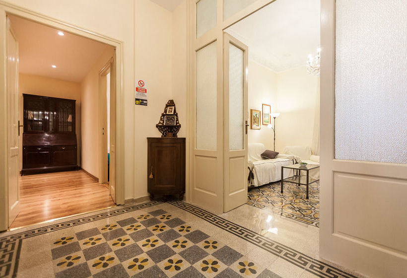 פנסיון Betty Holiday Valadier