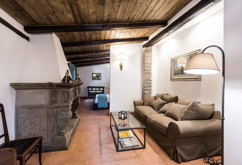 Relais Torre Del Piancastagno
