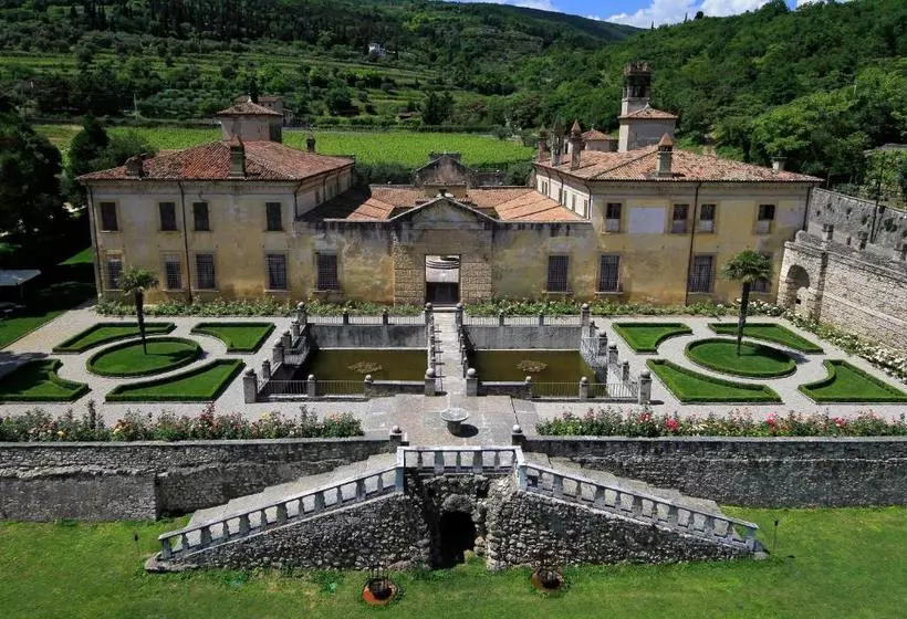 Villa Della Torre